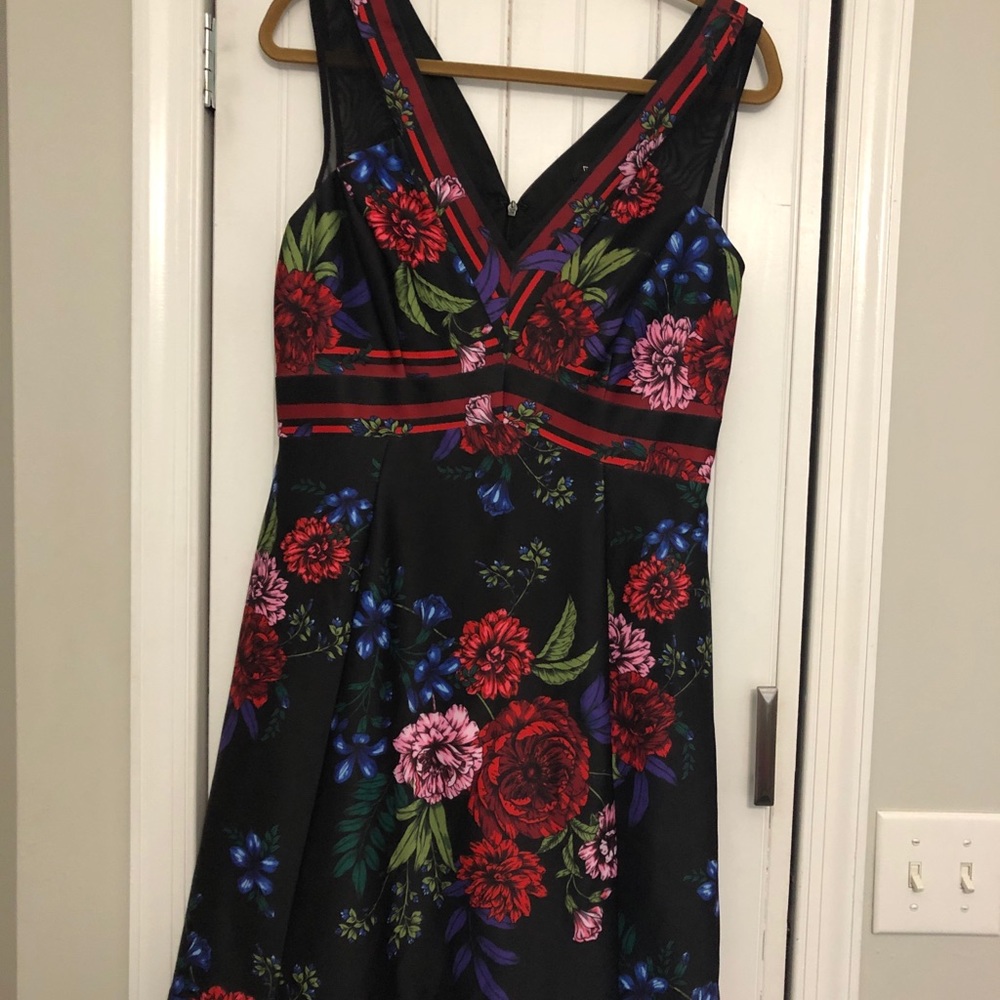 Black floral mini dress - Picture 1 of 3